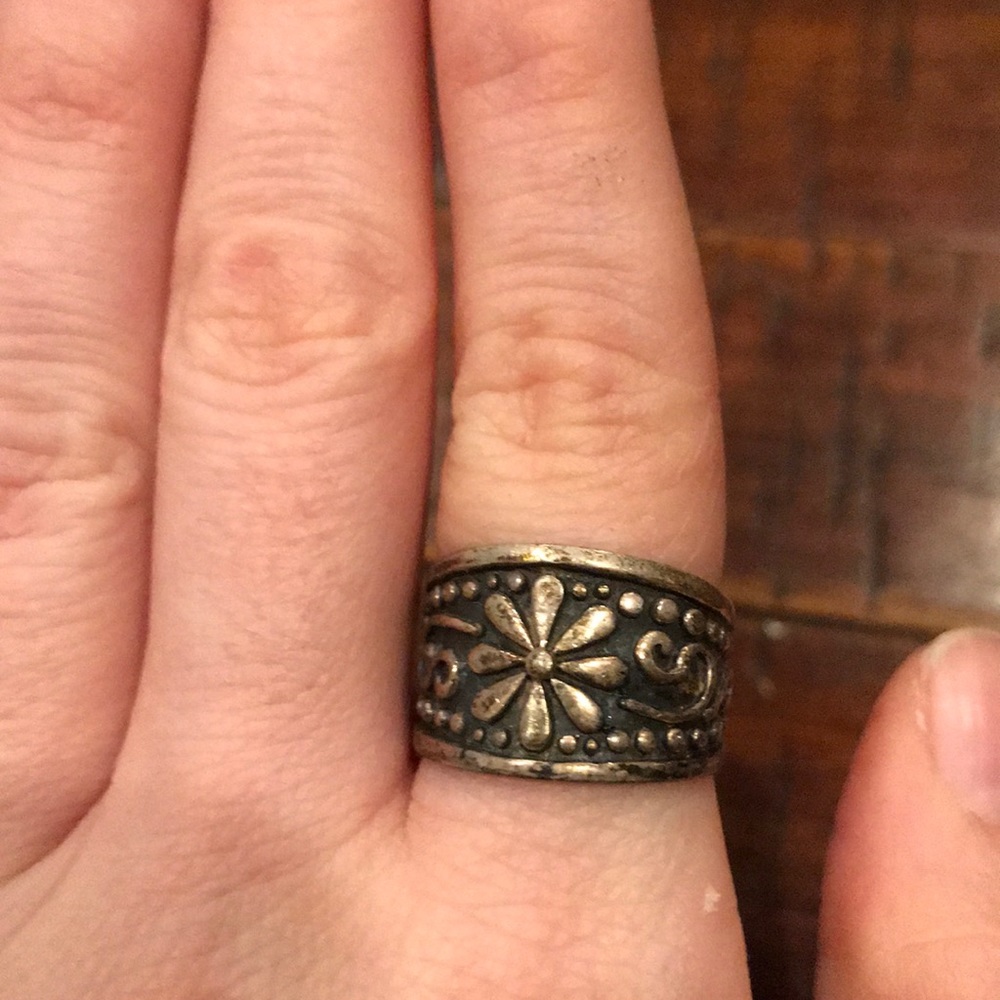 925 sterling silver flower ring from Bali